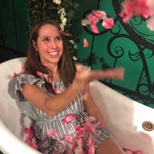 Meet your Posher, Julie